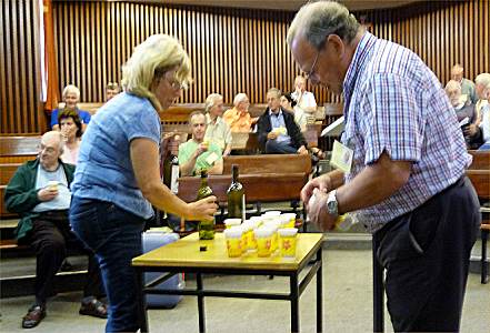 A drop of mead at the BIBBA meeting, Photo... John Burgess