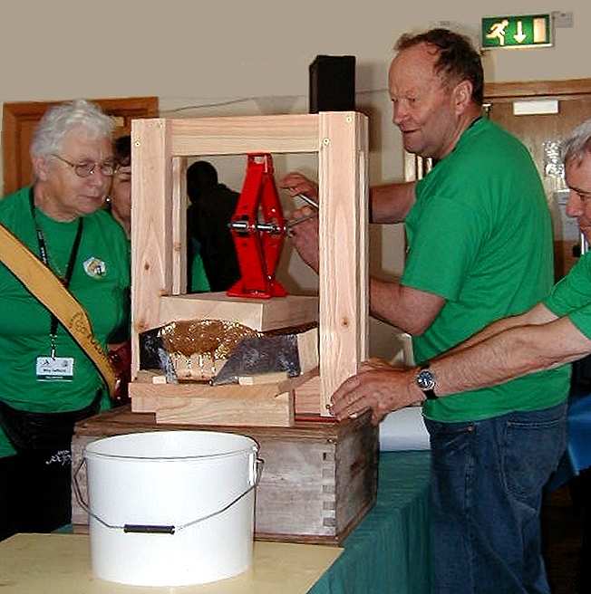 Ben Harden demonstrating Press