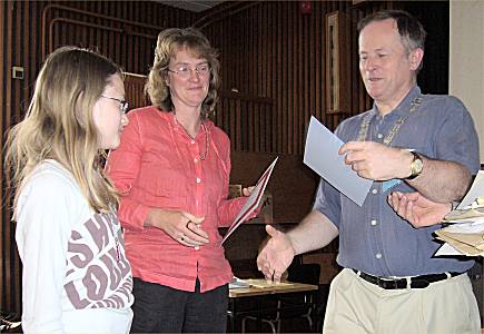 Mother and Daughter, both get certificates